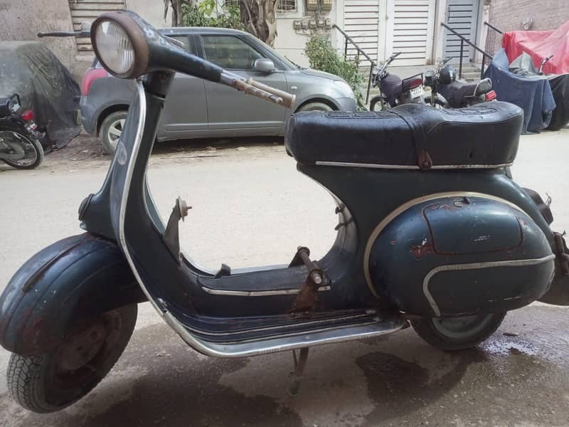 Vespa VBB Classic Model 1964 Italian 4