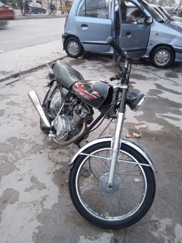 well maintained honda 125 ready for derive 7