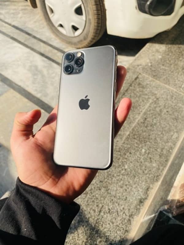 iPhone 11 Pro non pta 3