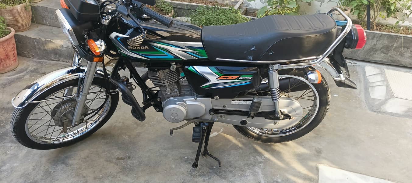 Honda CG 125 2023 18