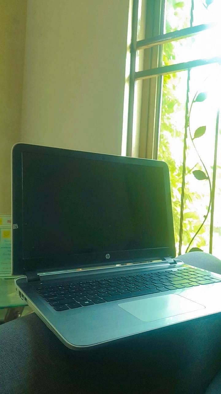 Hp Pavilion Notebook  i5 6th gen 6