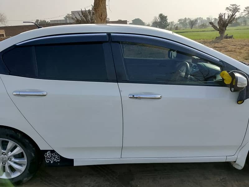 Honda City Aspire 2015 8