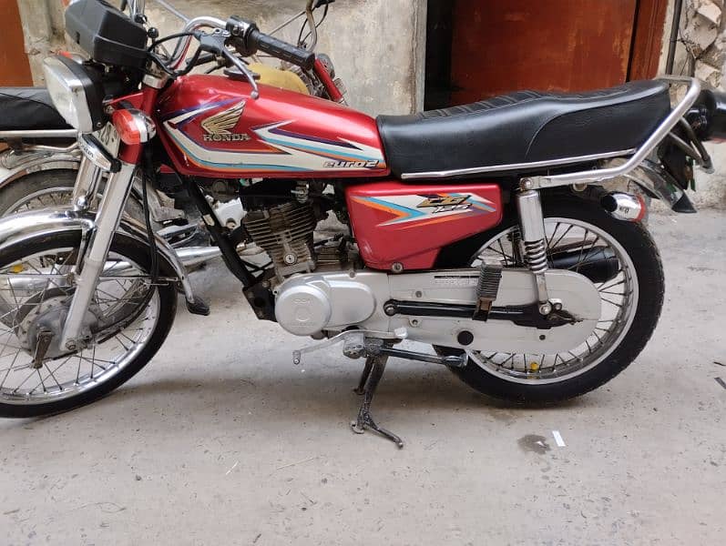 Honda 125 cc 3