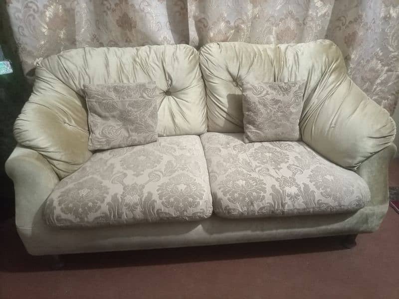 Sofa set for sale (7 seater) 0