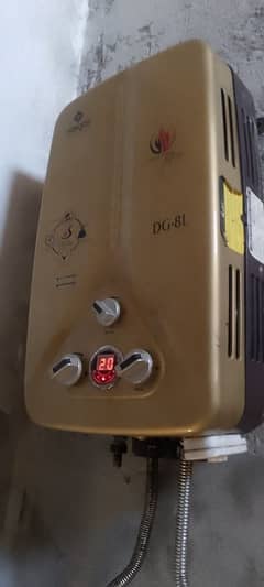 Urgent for sale 8 liter Gas gyser