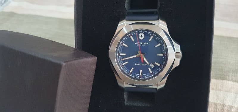 Victorinox Inox Watch. Blue Dial and Blue Rubber Strap 3