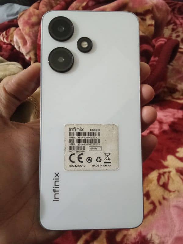 infinix Hot30i 3