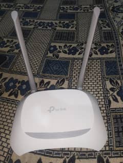 300Mbps Wireless N Speed  TL-WR840N