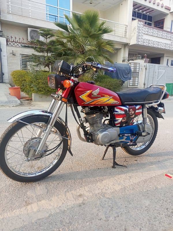 Honda  125 2021 model for sale Golden number 3