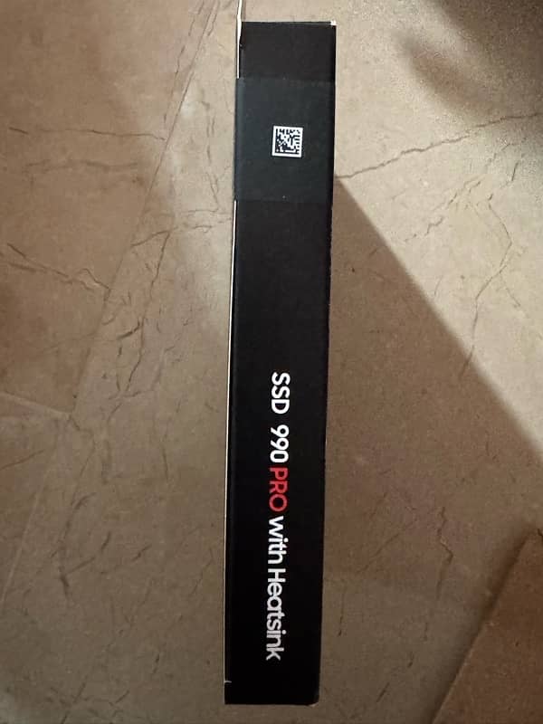 Samsung 990 Pro Nvme With Heatsink Box pack 1