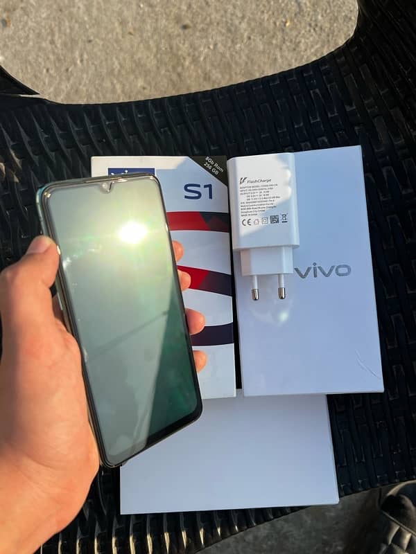 Vivo S1 8/256 Full Box In Excellent Condition 1