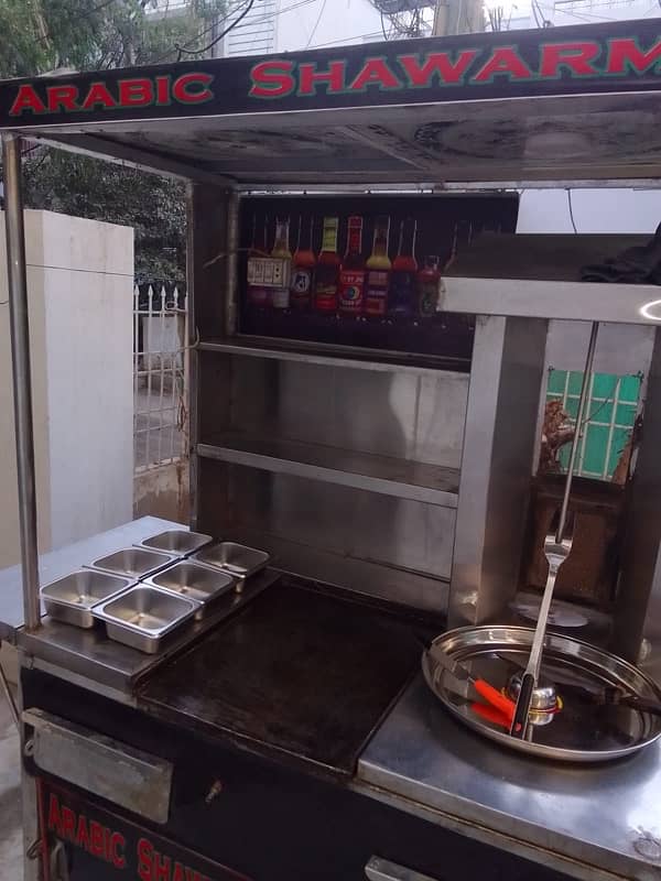 shawarma counter with hot plate 4