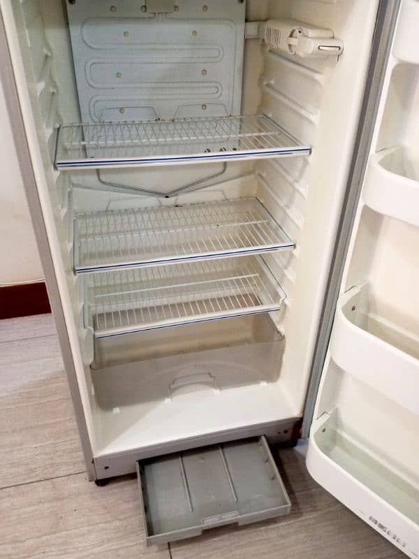 Dawlance Refrigerator/Fridge 2