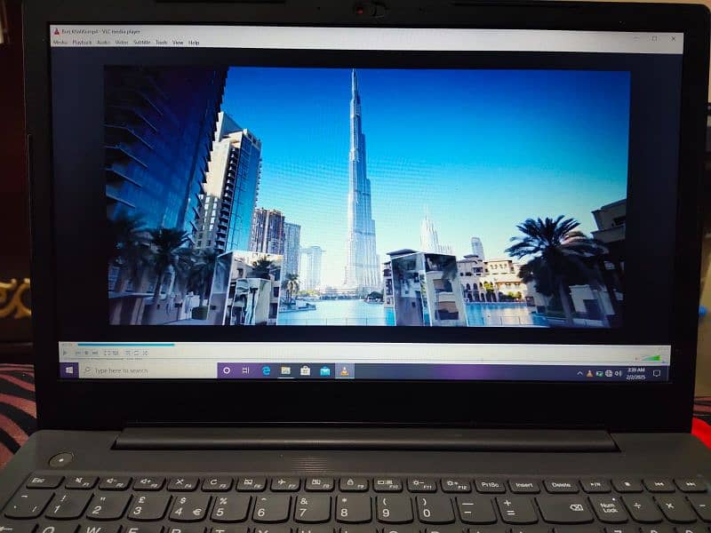 Lenovo Core i5 8250U turbo boost 8GB dual hard 6