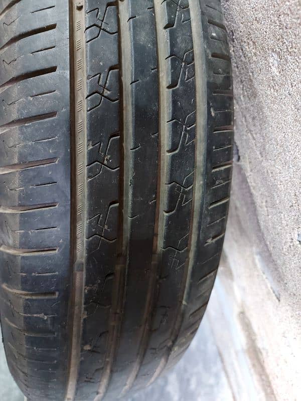 175/70 R13 Almost New Tyre 2