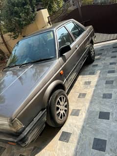 Nissan Sunny 1986