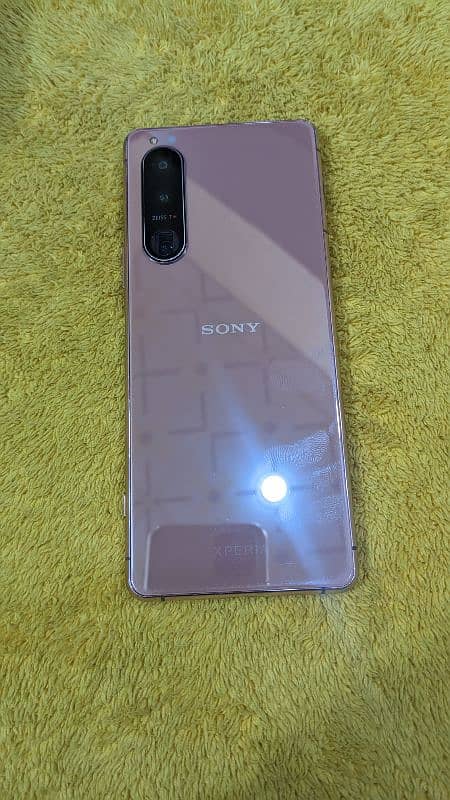 Sony Xperia Mark 3 2