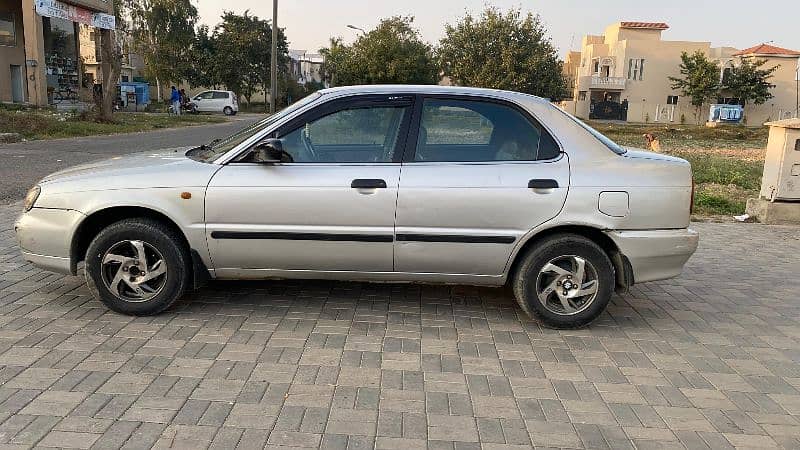 Suzuki Baleno 2003 1