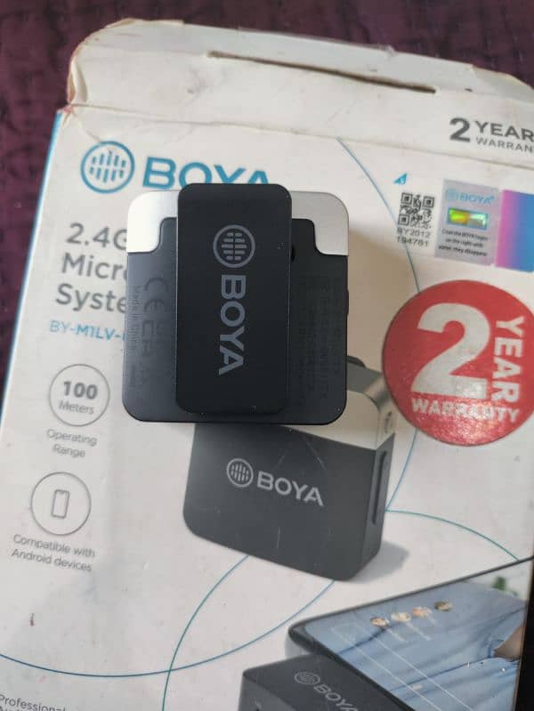 BOYA BY-M1LV-U Type C 2.4GHz Wireless Microphone System 8