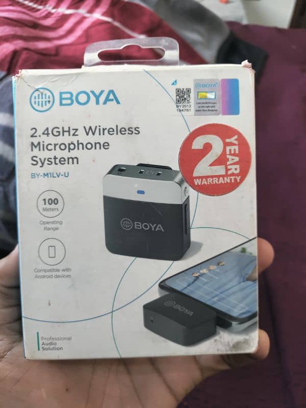 BOYA BY-M1LV-U Type C 2.4GHz Wireless Microphone System 15