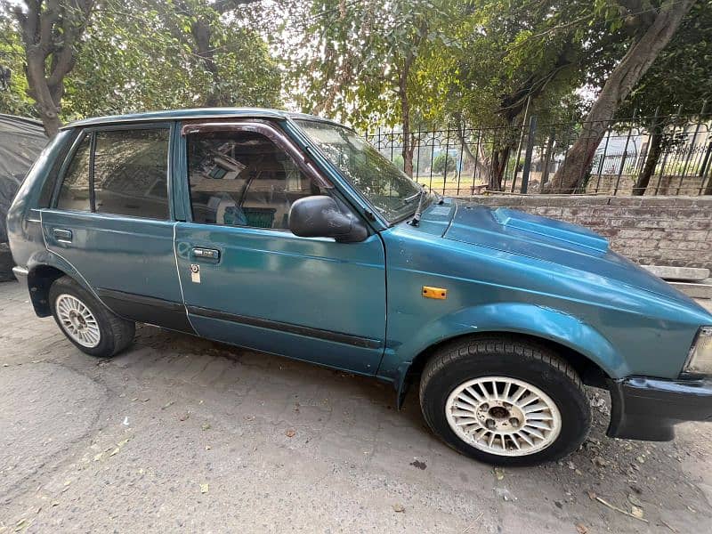 Daihatsu Charade 1986 12