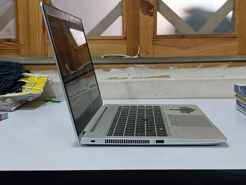 HP EliteBook G5 Core i7 8th gen . 3