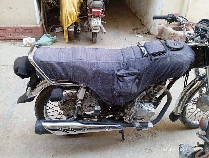 HONDA CG125 MODEL 2023 KARACHI NO 4