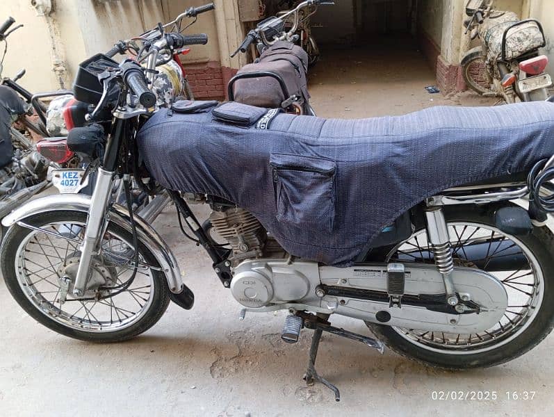 HONDA CG125 MODEL 2023 KARACHI NO 5