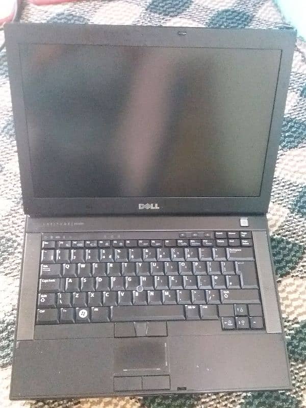 Dell Latitude E6400 Laptop - Reliable Performance for Business. 3