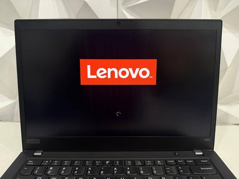 Lenovo Thinkpad T490 i5, 10th gen 1