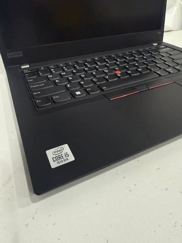 Lenovo Thinkpad T490 i5, 10th gen 4