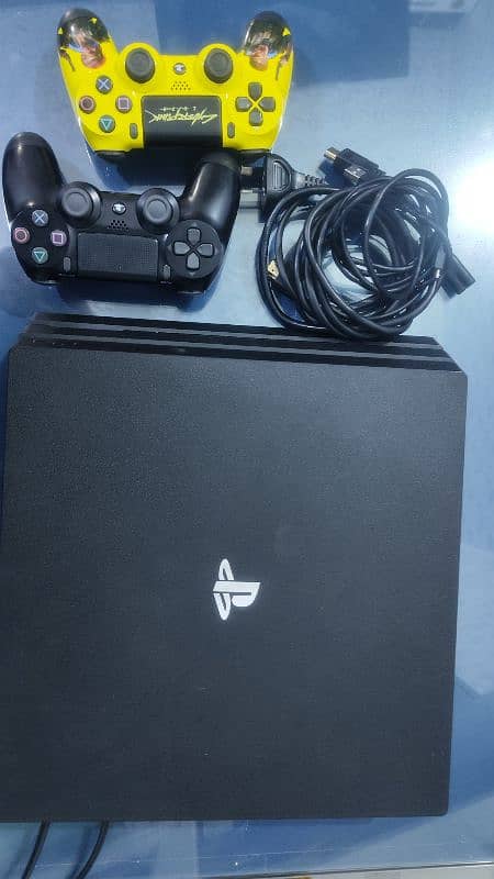 PS4 pro jailbreak 9.00 latest 7200 series 2 controller 10 games 4