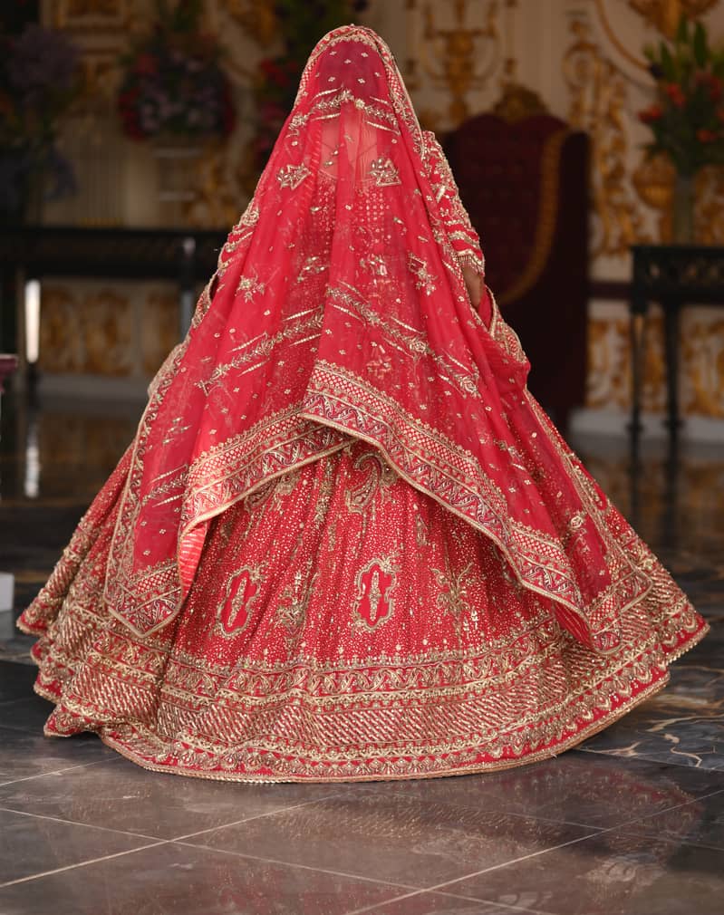 SHAHANA BY NAQSHI BRIDAL LEHNGA FOR SALE 1