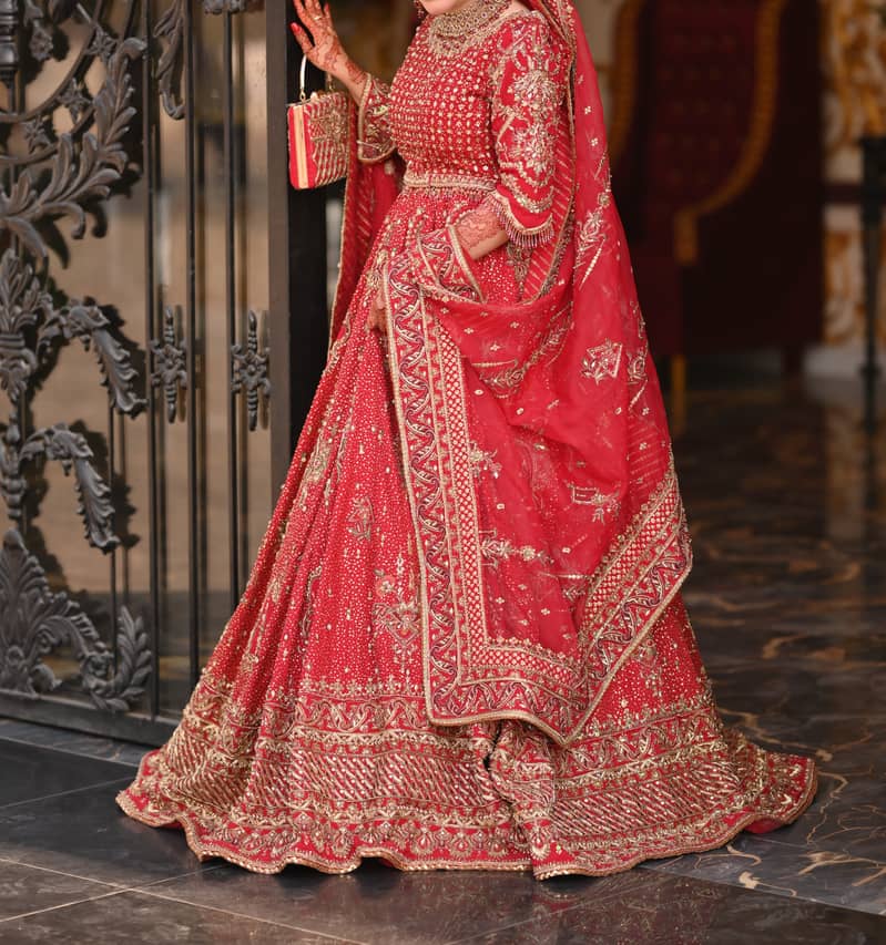 SHAHANA BY NAQSHI BRIDAL LEHNGA FOR SALE 2