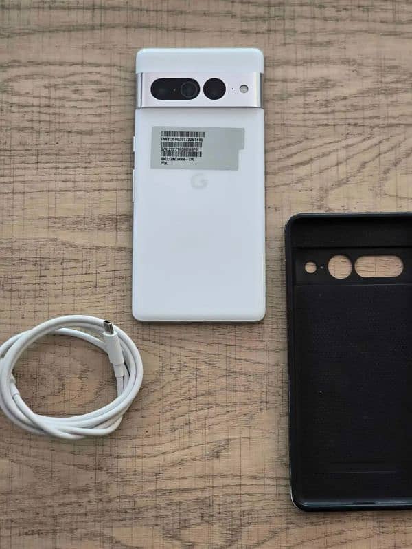 pixel 7 pro 10/10 approved brand new condition 1