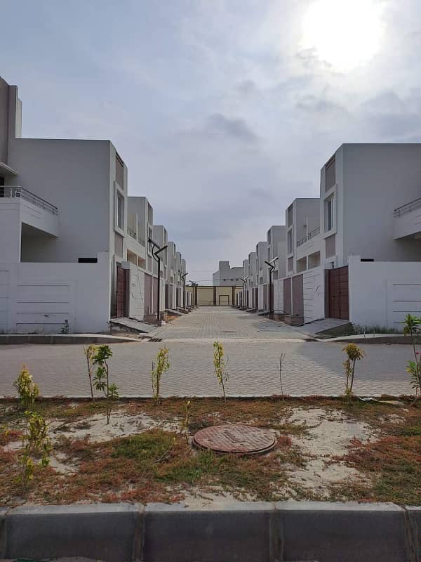 Corner vila for sale at palm village area 200 square yards near main boulevard road and main gate 1