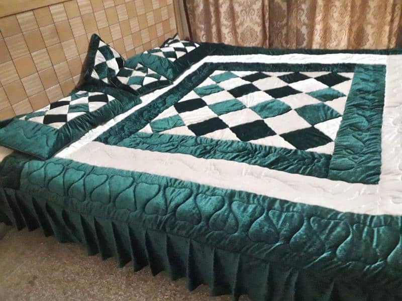 Luxury Handmade Bedsheets with Rilley Patchwork Design 4