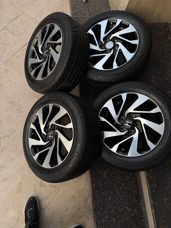 civic x 16” Alloy rims and tyers for sale 9