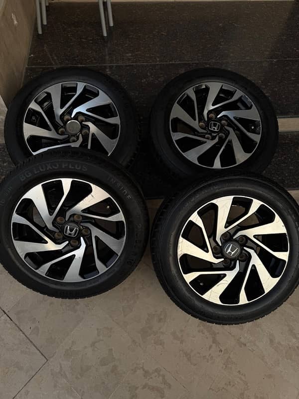 civic x 16” Alloy rims and tyers for sale 11