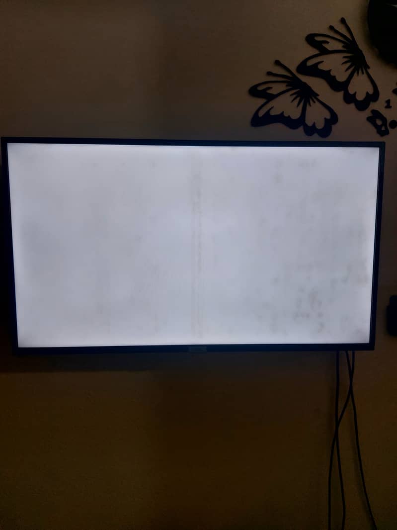 TCL Original LED, 40 Inch, 1080p, never repaired, first hand used. 13