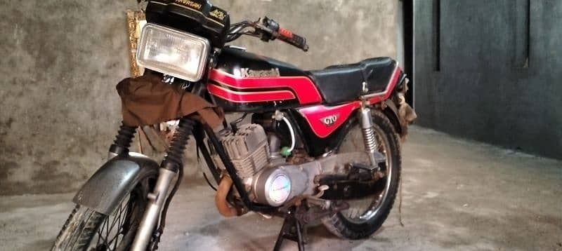 Kawasaki GTO 125 0