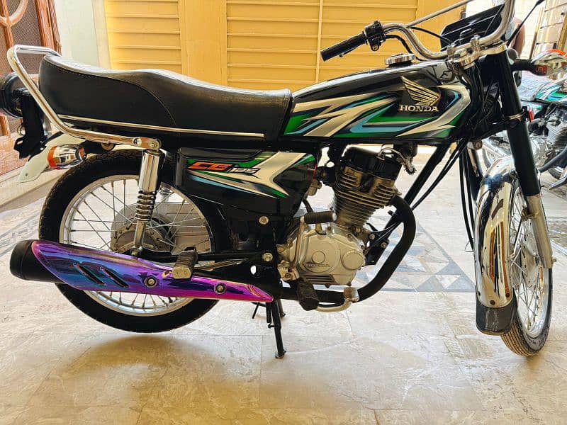 Honda CG 125 Model 2023 1