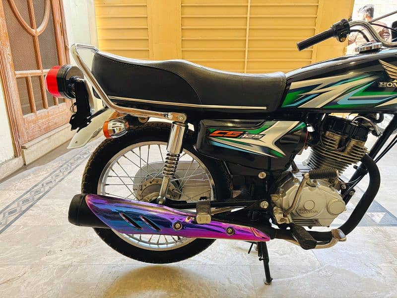 Honda CG 125 Model 2023 3