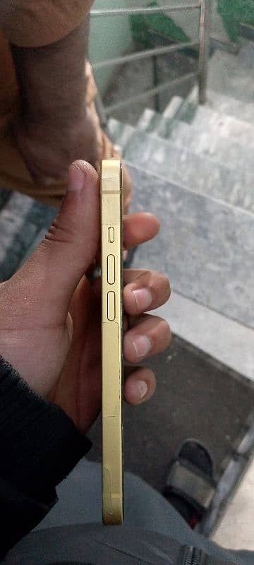 iphone 14 brand new 3