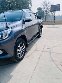 Toyota Hilux 2017 Revo 0311-5721225