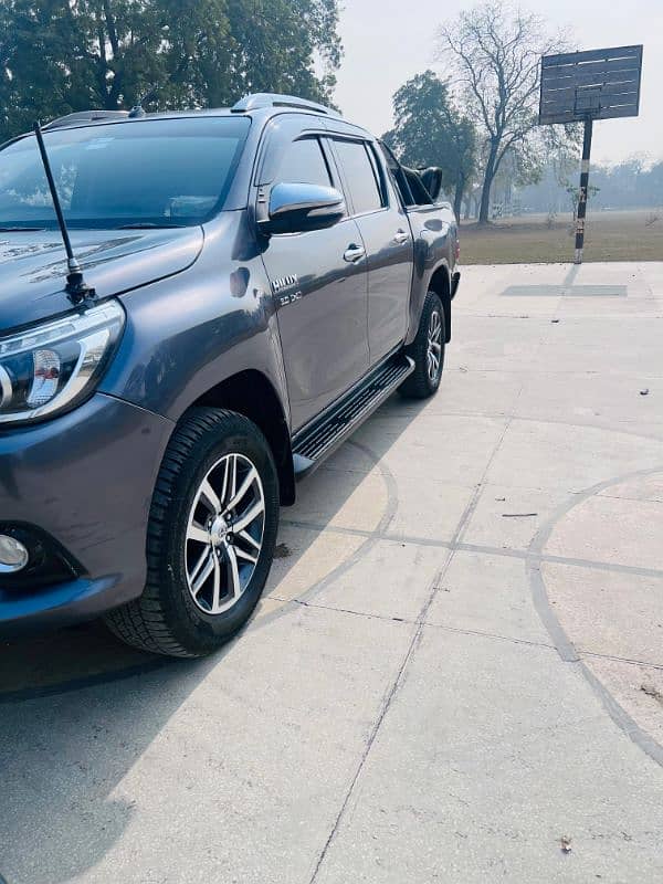 Toyota Hilux Revo G 3.0 Automatic 0311-5721225 0