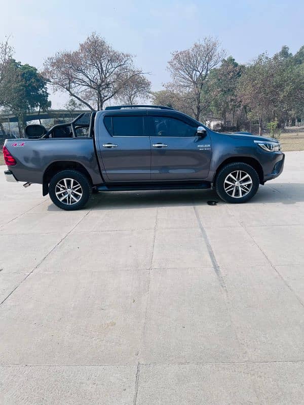 Toyota Hilux Revo G 3.0 Automatic 0311-5721225 3