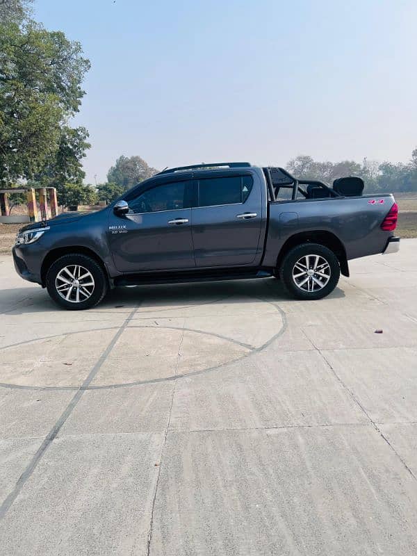 Toyota Hilux Revo G 3.0 Automatic 0311-5721225 4