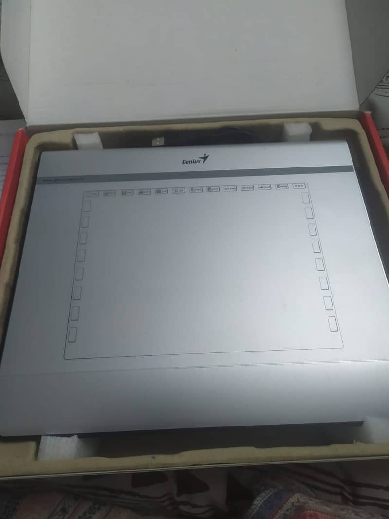 Graphic tablet (Genius Company)/ Genius MousePen i608X 0