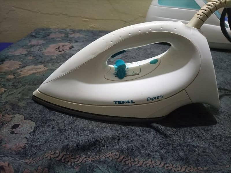 TEFAL EXPRESS IRON 1